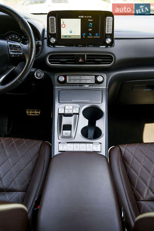 Внедорожник / Кроссовер Hyundai Kona 2018 в Нововолынске