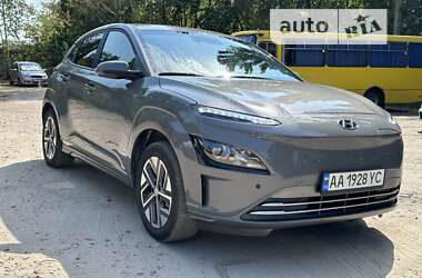 Внедорожник / Кроссовер Hyundai Kona 2023 в Киеве