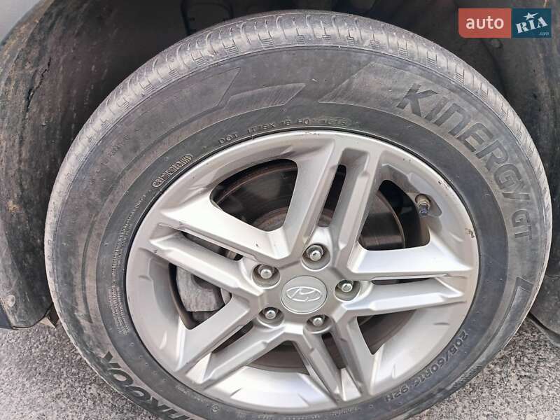 Внедорожник / Кроссовер Hyundai Kona 2018 в Харькове