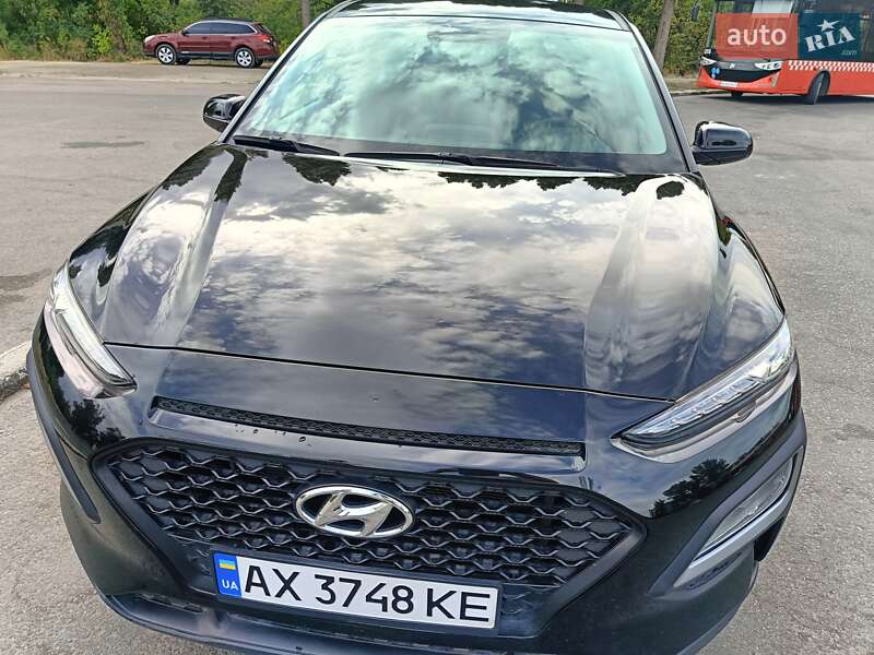 Внедорожник / Кроссовер Hyundai Kona 2018 в Харькове