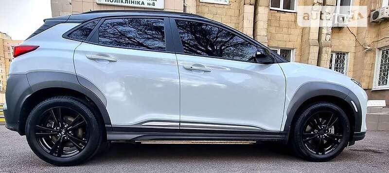 Внедорожник / Кроссовер Hyundai Kona 2019 в Львове