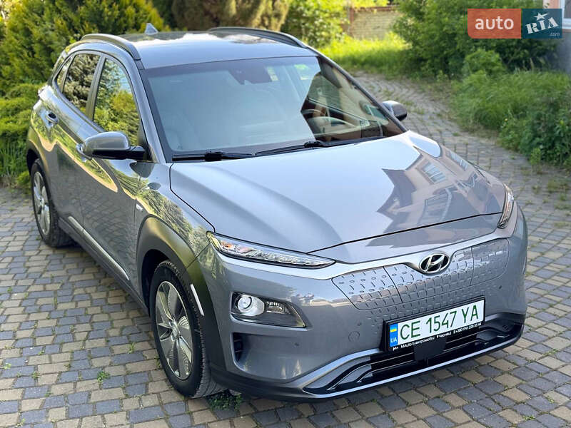 Позашляховик / Кросовер Hyundai Kona 2019 в Чернівцях