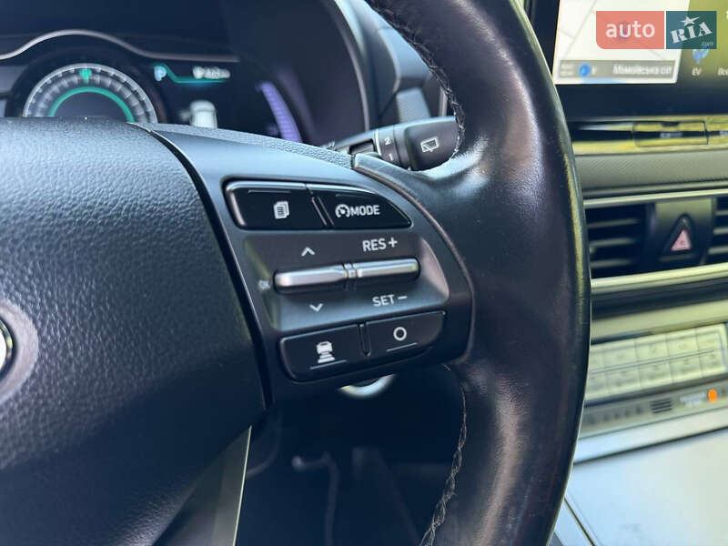 Позашляховик / Кросовер Hyundai Kona 2019 в Чернівцях