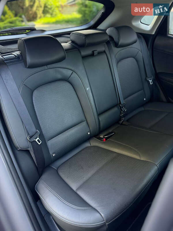 Позашляховик / Кросовер Hyundai Kona 2019 в Чернівцях