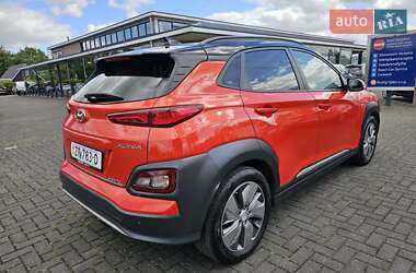 Позашляховик / Кросовер Hyundai Kona 2019 в 
