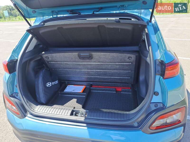 Внедорожник / Кроссовер Hyundai Kona 2020 в Ровно