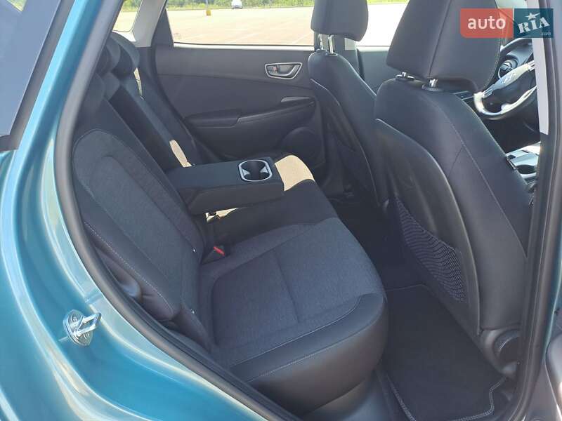 Внедорожник / Кроссовер Hyundai Kona 2020 в Ровно