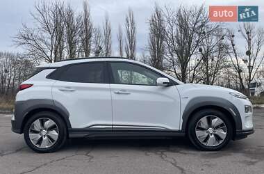 Внедорожник / Кроссовер Hyundai Kona 2019 в Дубно