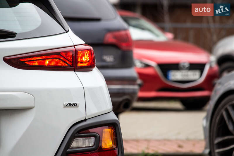 Позашляховик / Кросовер Hyundai Kona 2019 в Львові
