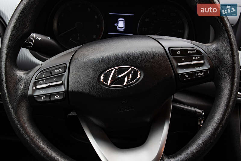 Позашляховик / Кросовер Hyundai Kona 2019 в Львові