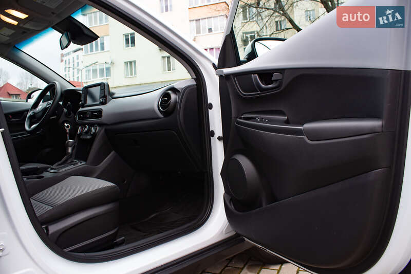 Позашляховик / Кросовер Hyundai Kona 2019 в Львові