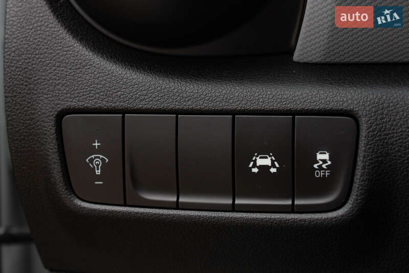 Позашляховик / Кросовер Hyundai Kona 2019 в Львові