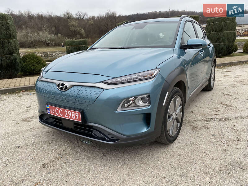 Позашляховик / Кросовер Hyundai Kona 2020 в Дніпрі