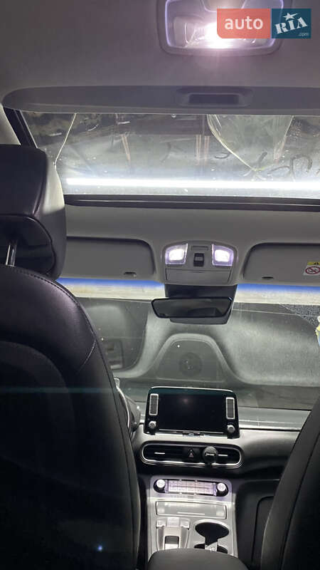 Внедорожник / Кроссовер Hyundai Kona 2019 в Одессе