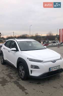 Позашляховик / Кросовер Hyundai Kona 2019 в Львові