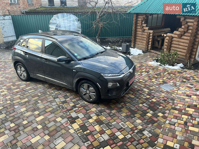 Внедорожник / Кроссовер Hyundai Kona 2019 в Полтаве