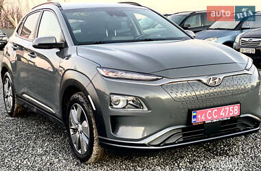 Позашляховик / Кросовер Hyundai Kona 2020 в Тернополі