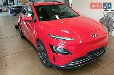 Внедорожник / Кроссовер Hyundai Kona 2021 в 