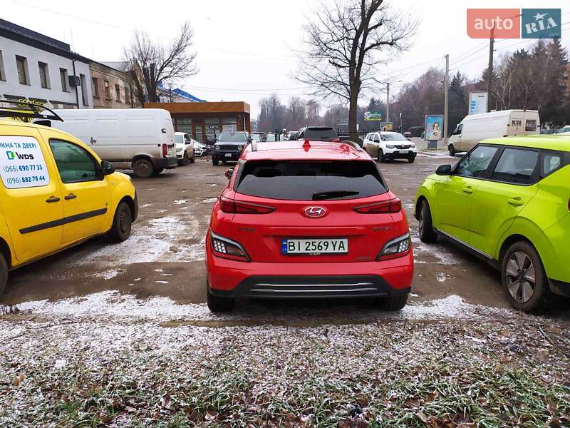 Внедорожник / Кроссовер Hyundai Kona 2021 в Лубнах