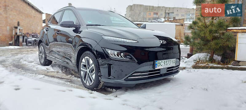Позашляховик / Кросовер Hyundai Kona 2021 в Нововолинську