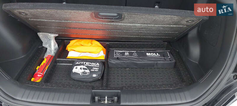 Позашляховик / Кросовер Hyundai Kona 2021 в Нововолинську