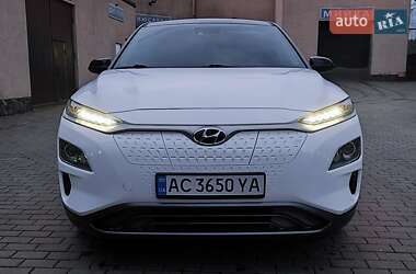 Позашляховик / Кросовер Hyundai Kona 2021 в Володимирі