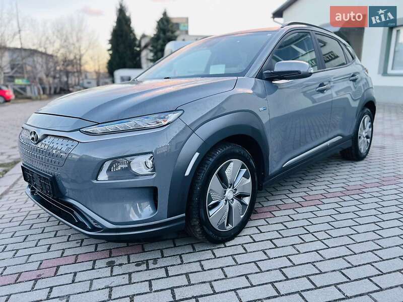 Позашляховик / Кросовер Hyundai Kona 2019 в Івано-Франківську