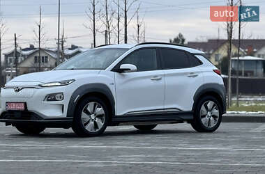 Внедорожник / Кроссовер Hyundai Kona 2019 в Киеве