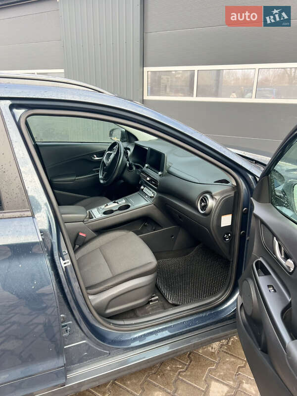 Внедорожник / Кроссовер Hyundai Kona 2022 в Шептицькому