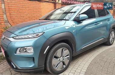 Внедорожник / Кроссовер Hyundai Kona 2020 в Львове