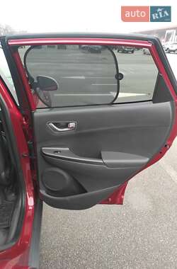 Внедорожник / Кроссовер Hyundai Kona 2020 в 
