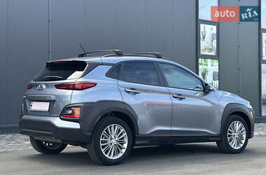 Внедорожник / Кроссовер Hyundai Kona 2021 в 