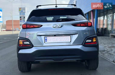 Внедорожник / Кроссовер Hyundai Kona 2021 в 