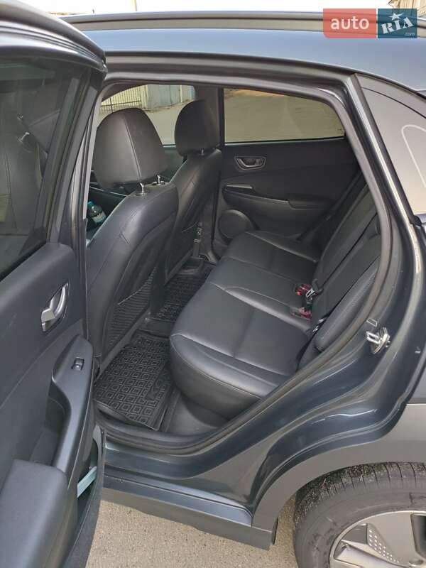 Позашляховик / Кросовер Hyundai Kona 2019 в Чернігові