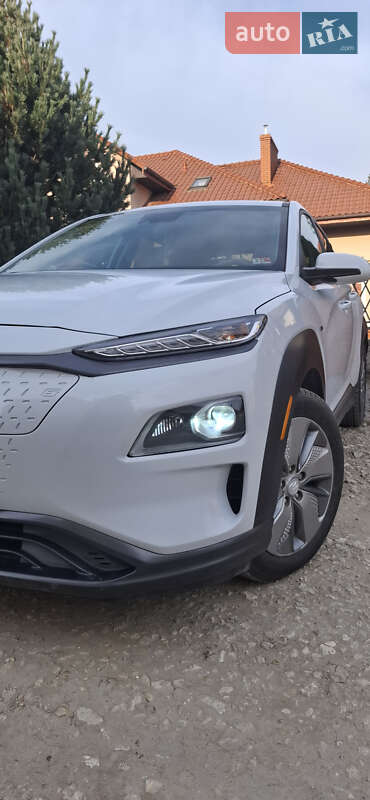 Позашляховик / Кросовер Hyundai Kona 2019 в Тернополі