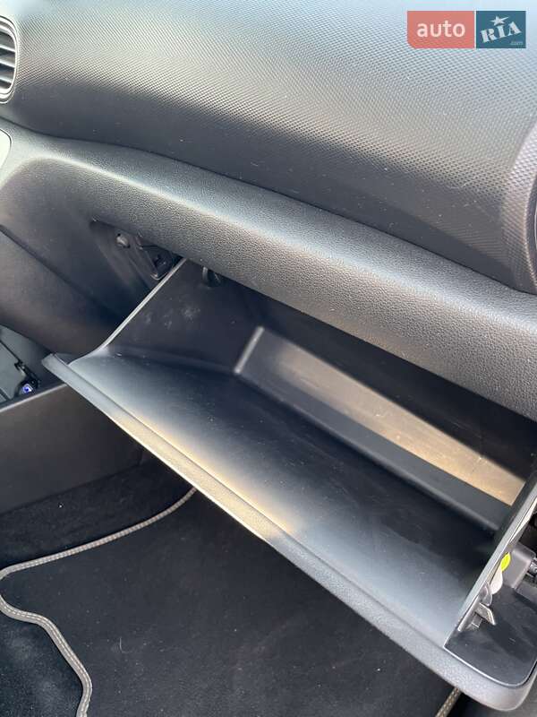 Внедорожник / Кроссовер Hyundai Kona 2018 в Ровно