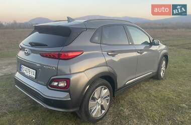 Внедорожник / Кроссовер Hyundai Kona 2020 в 