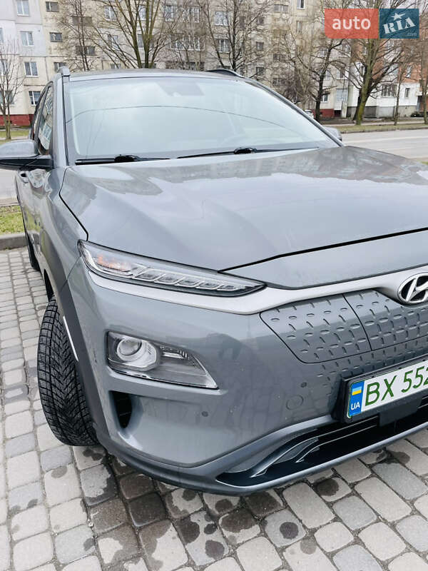 Внедорожник / Кроссовер Hyundai Kona 2019 в Хмельницком