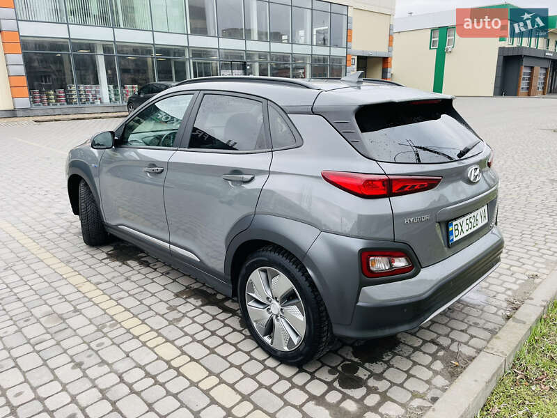 Внедорожник / Кроссовер Hyundai Kona 2019 в Хмельницком