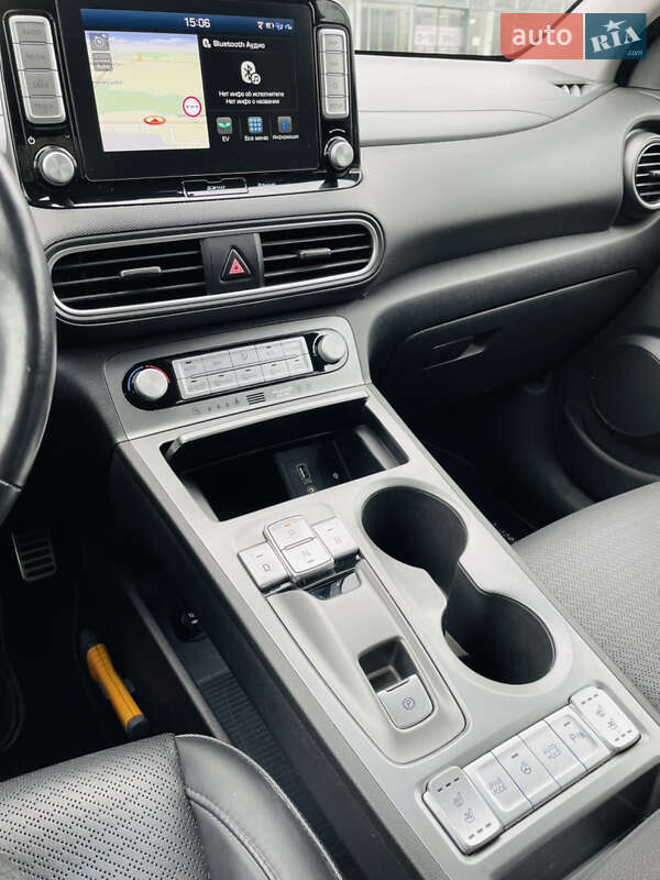 Внедорожник / Кроссовер Hyundai Kona 2019 в Хмельницком