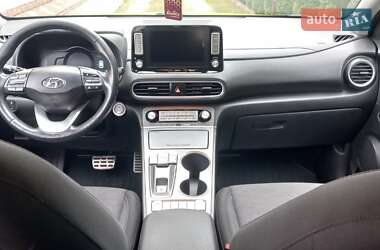 Внедорожник / Кроссовер Hyundai Kona 2019 в 