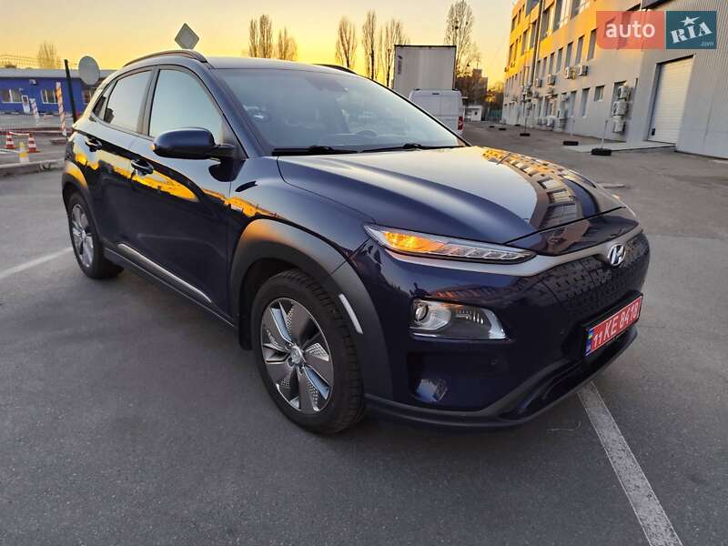 Позашляховик / Кросовер Hyundai Kona 2020 в 