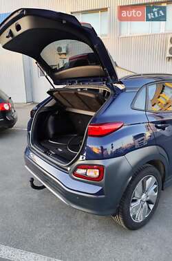 Позашляховик / Кросовер Hyundai Kona 2020 в 