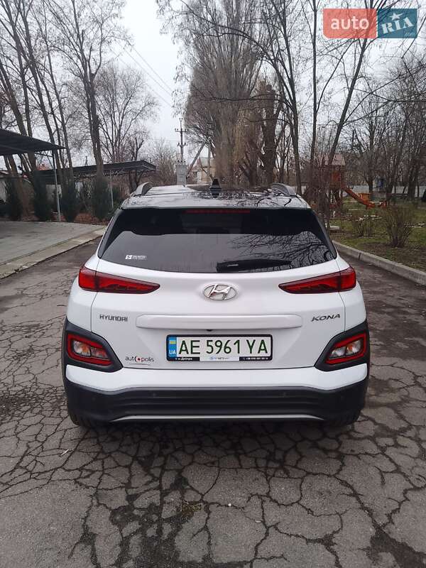 Позашляховик / Кросовер Hyundai Kona 2020 в Дніпрі