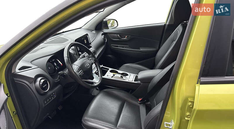 Внедорожник / Кроссовер Hyundai Kona 2019 в Киеве