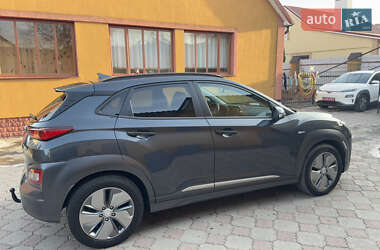Внедорожник / Кроссовер Hyundai Kona 2019 в 