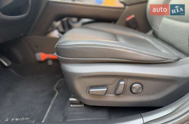 Внедорожник / Кроссовер Hyundai Kona 2019 в 