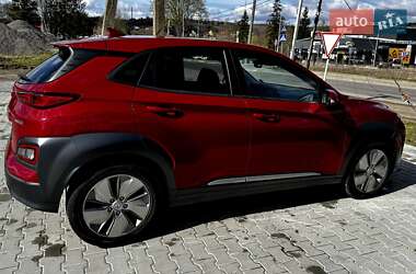 Внедорожник / Кроссовер Hyundai Kona 2020 в 