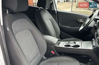 Позашляховик / Кросовер Hyundai Kona 2020 в 