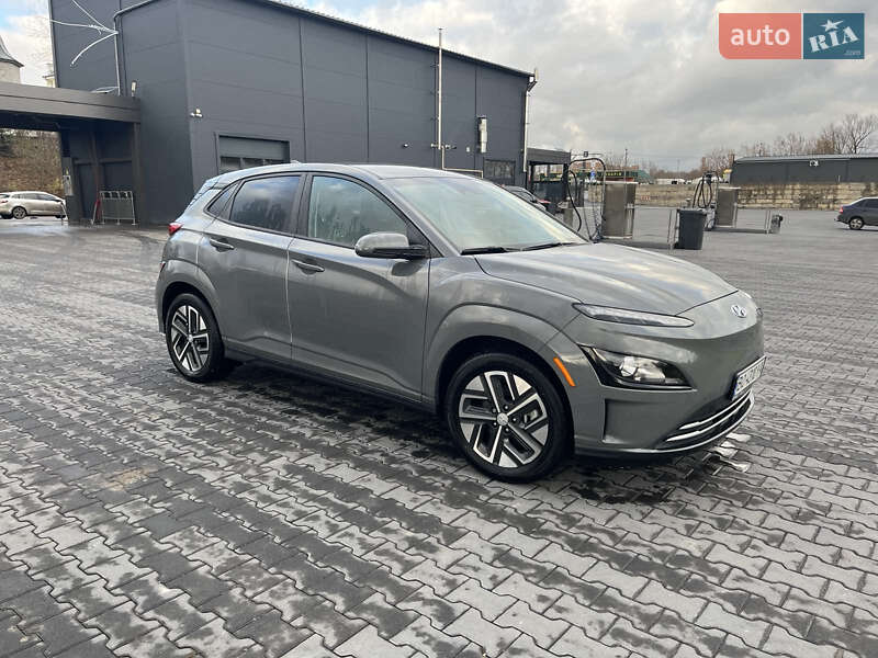 Внедорожник / Кроссовер Hyundai Kona 2022 в Збараже